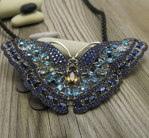 Právě letí motýlci Právě letí motýlci