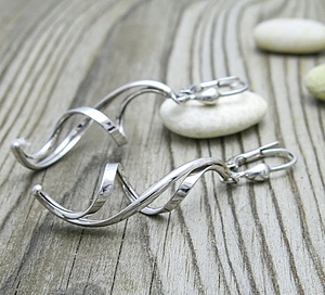 Efektní jsou hladké kruhy a šperky Efektní jsou hladké kruhy a šperky