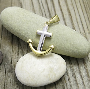 Neuvěřitelně veselé přívěsky ze žlutého a bílého zlata Neuvěřitelně veselé přívěsky ze žlutého a bílého zlata