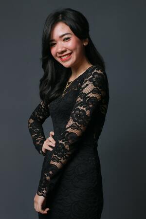 Jaké šperky ke krajkovým šatům Jaké šperky ke krajkovým šatům