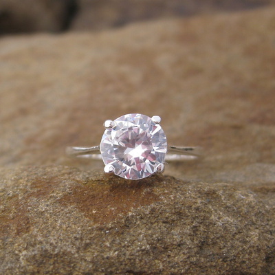 Prsten se zirkonem ~ stříbro 