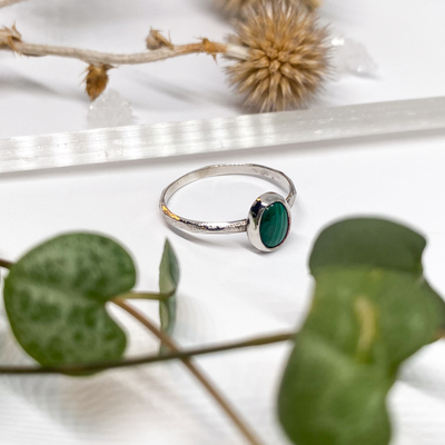 Stříbrný broušený prsten ~ Malachit Stříbrný broušený prsten ~ Malachit