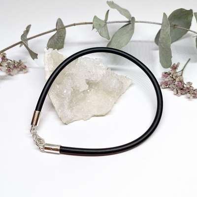 Hladký kožený náramek ~ stříbro Hladký kožený náramek ~ stříbro