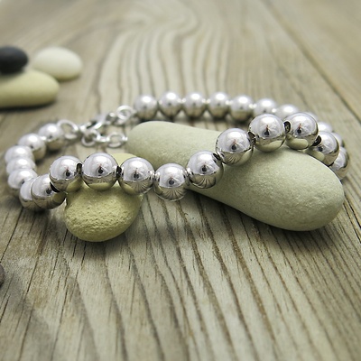Náramek s kuličkami ~ stříbro  Náramek s kuličkami ~ stříbro