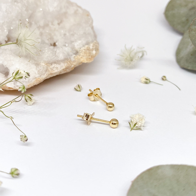 Stříbrné náušnice - kuličky (zlatě rhodiované) Stříbrné náušnice - kuličky (zlatě rhodiované)