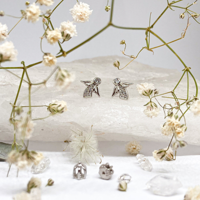 Náušnice andělé se zirkony ~ stříbro  Náušnice andělé se zirkony ~ stříbro