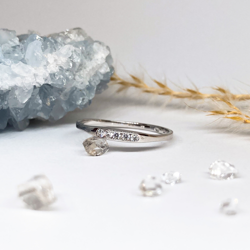 Prsten se zirkony ~ bílé zlato Prsten se zirkony ~ bílé zlato 1