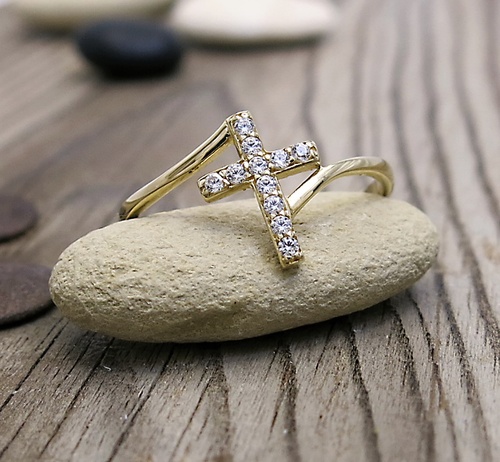 Prsten žluté zlato se zirkony ~ křížek 1