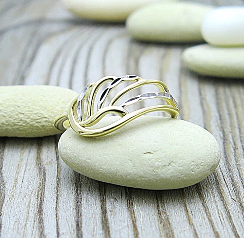 Andělské křídlo-prsten,žluté zlato. Andělské křídlo-prsten,žluté zlato. 1