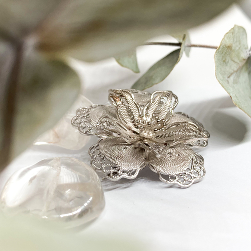 Stříbrná brož - květina Stříbrná brož - květina 1