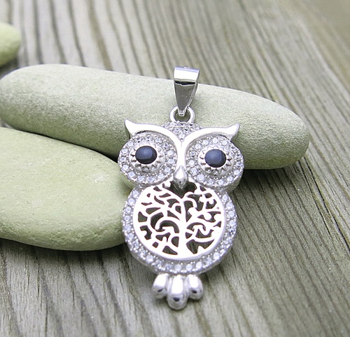 Sova ~ stříbrný přívěs se zirkony Sova ~ stříbrný přívěs se zirkony 1