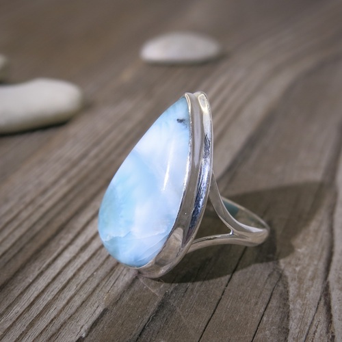 Stříbrný prsten s larimarem 1