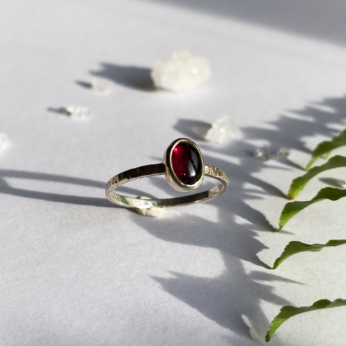 Stříbrný prsten ~ almandin Stříbrný prsten ~ almandin 1