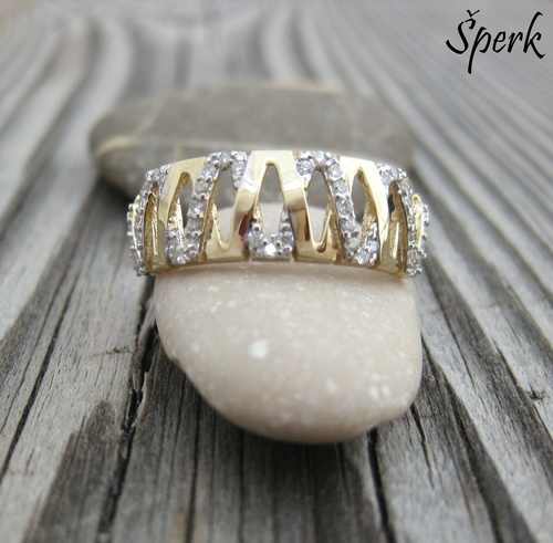 Zlatý prsten – zirkony, žluté zlato 1