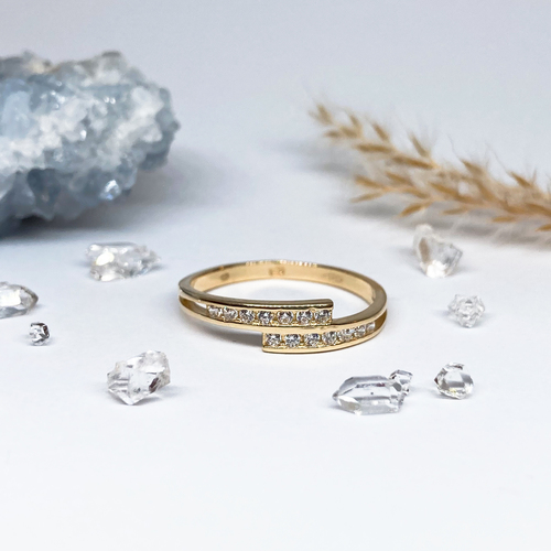 Prsten překrývající se proužky ~ žluté zlato 1