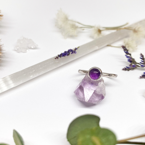 Stříbrný broušený prsten ~ Ametyst Stříbrný broušený prsten ~ Ametyst 1