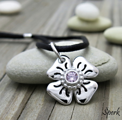 Stříbrný náramek ~ kytka a černá šňůrka 1