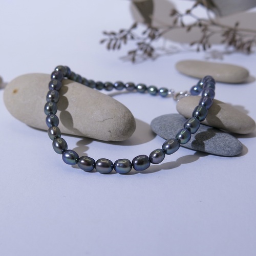 Náramek tmavé říční perly Náramek tmavé říční perly 1