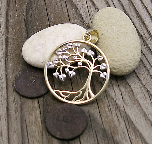 Zlatý přívěsek ~ strom života Zlatý přívěsek ~ strom života 1