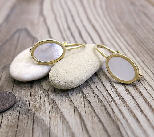 Náušnice žluté zlato s perletí 1