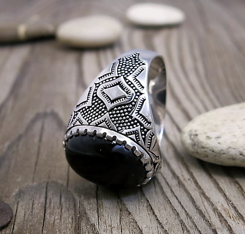 Prsten ze stříbra s onyxem 1