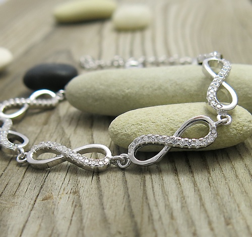 Nekonečno ~ stříbrný náramek se zirkony 1