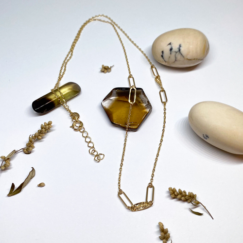 Zlatý náhrdelník s oválnými očky 1