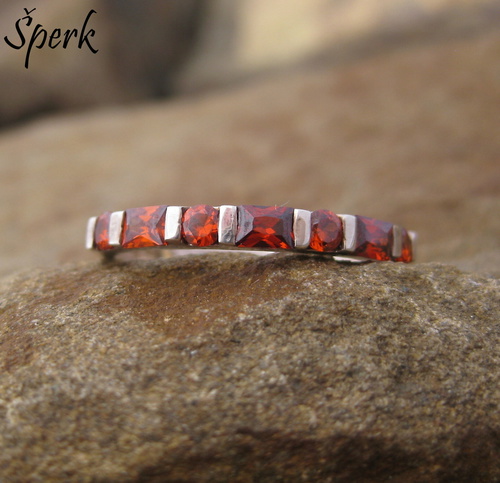 Stříbrný prsten 1