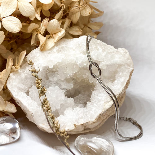 Náramek se sukem ~ stříbro  Náramek se sukem ~ stříbro  1