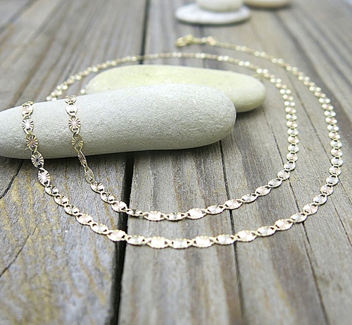 Náhrdelník kombinovaný: žluté a červené zlato 1