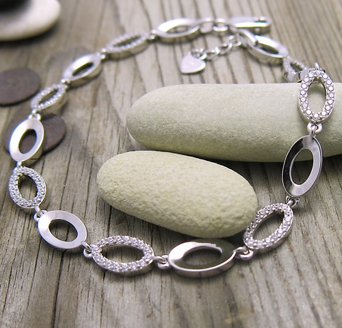 Zářivé zirkony ~ náramek ze stříbra 1