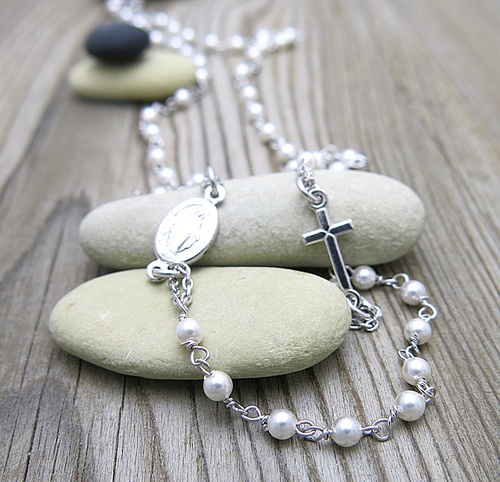 Perla, stříbrný růženec na krk 1