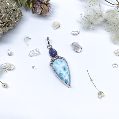 Přívěs s larimarem a Iolitem ~ stříbro Přívěs s larimarem a Iolitem ~ stříbro 1