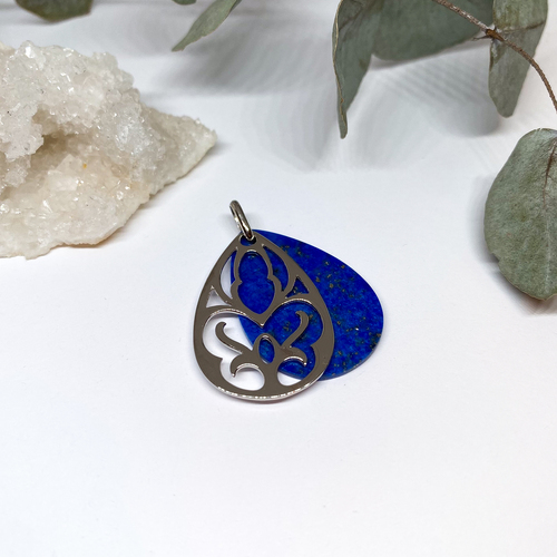 Stříbrný přívěs s lapisem lazuli Stříbrný přívěs s lapisem lazuli 1