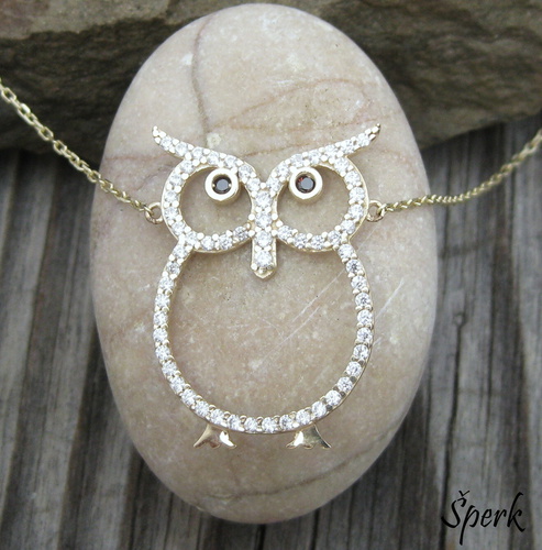 Zlatý náhrdelník s originálním přívěskem – sova se zirkony 1