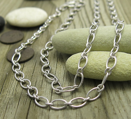 Výrazný stříbrný náhrdelník Výrazný stříbrný náhrdelník 1