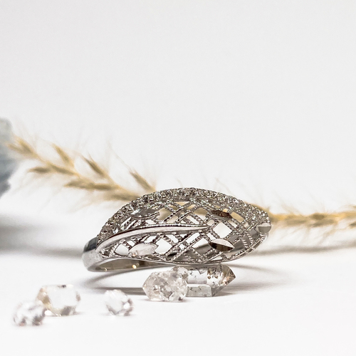 Prsten z bílého zlata se zirkony Prsten z bílého zlata se zirkony 1