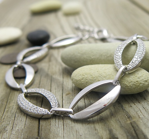 Náramek ze stříbra se zirkony 1