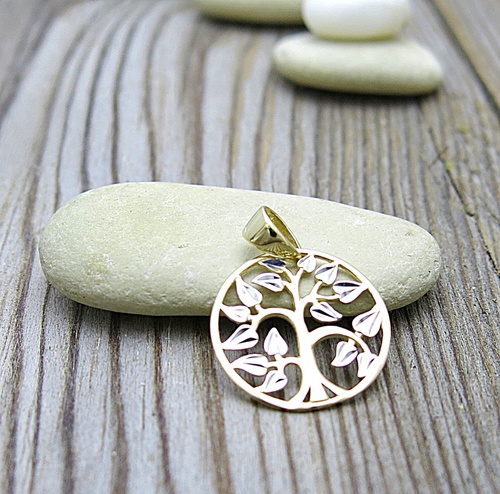 Přívěsek ze zlata – strom štěstí Přívěsek ze zlata – strom štěstí 1