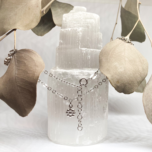 Řetízek na kotník s kytičkami ~ stříbro Řetízek na kotník s kytičkami ~ stříbro 1